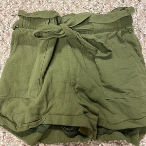 High rise Shorts